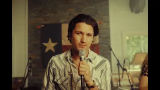 Drake Milligan - Hello Darlin Living Room Session