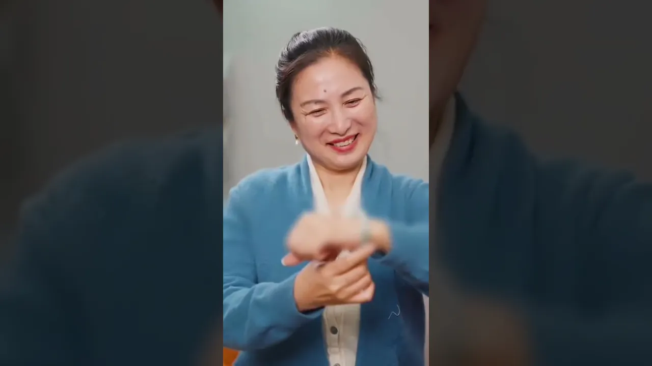 MERTUA SUKA YANG GRATISAN #dramacinapendek #shortvideo #dramachinaromantis #drachin #dramacina poster