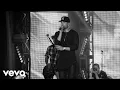 Download Lagu Sam Hunt - Saturday Night (Live From The Street Party)