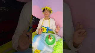 لما أخوك الصغير يعمل حمام علي نفسه 