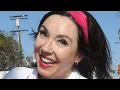You d Never Guess This About Stephanie Courtney s Husband