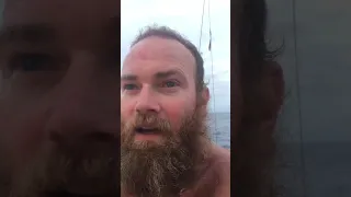 Doldrums sailing and drifting #sailing #solo