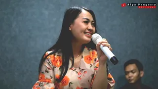 Download CATATAN DUSTA - COVER LIVE ALYA PANGESTY FEAT ANANDA MUSIC MP3