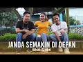 Lagu Janda Semakin Di Depan - Ishak \u0026 Abe (Official Music Video)