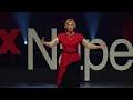 Download Lagu Reading minds through body language | Lynne Franklin | TEDxNaperville