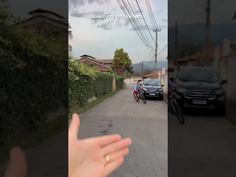VOCÊ ESTUDA DE MANHÃ OU À TARDE?