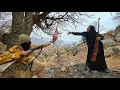 Lagu 🚨 Thief Attacks a Nomadic Family’s Herd in the Mountains 🐑🏔️