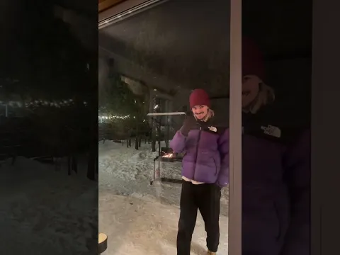 Посмотрели извне, боюсь теперь людей которые улыбаются мне буду воспринимать по другому 🥲