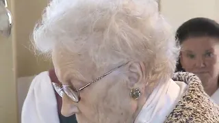 Download Magda Olivero canta nella Chiesa di Solda a 96 anni - Magda Olivero sings in Solda at 96 MP3