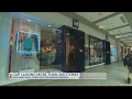 GAP CLOSING STORES IN THE U S