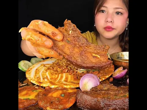 ASMR: EATING SPICY PORK CURRY🔥 BASMATI RICE || #shorts #mukbangn#asmreating #mukbangasmr #asmr