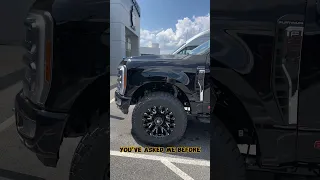 37s NO LIFT 2023 Ford F-250 Platinum TREMOR
