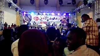 محمد الأمين حفل نادي الضباط 6 12 2018 عابر طريق 