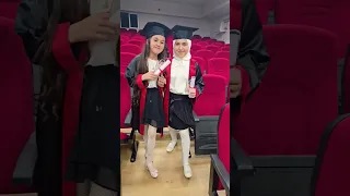 درسنا وتعبنا ونجحنا وتخرجنا تخرجنا  درسنا وتعبنا ونجحنا وتخرجنا تخرجنا