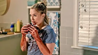 بتكتشف انها بتتغذي علي لحم البشر فبتقرر بتاكل اي حد يضايقها وبتاكل كل جيرانها 