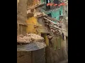 انهــيار عقار الاسكندرية اليوم مكون من ارع طوابق وشهود العيان ملحقش حد يطلع منه 