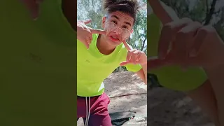 صغيرة فلاج شابة بلا ماكياج  صغيرة فلاج شابة بلا ماكياج