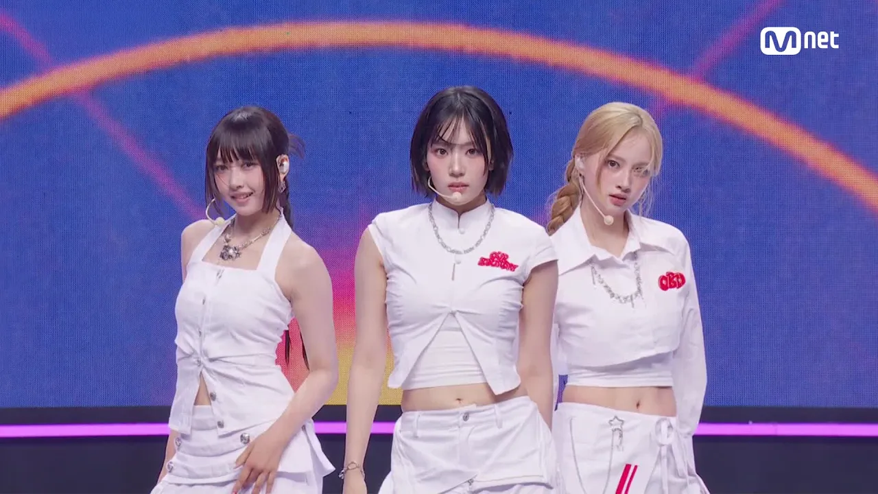 7月23日には予告どおりMnet『M COUNTDOWN』に出演し、「HUNGRY (Side A)」の初ステージを披露して音楽番組活動を開始しました。ステージ映像はMnet K-POP公式チャンネルで公開されています。