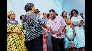 ALIYEKUWA MTANGAZAJI WA PRAISE POWER RADIO  STEVEN MSIGWA AMSHUKURU MUNGU KUWA MTAGAZAJI WA AYO TV