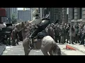 Download Lagu The Walking Dead | S1 EP1 | The dead trapped Rick in the tank Part 1/2