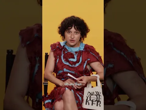 Kristen Stewart and Alia Shawkat Share Their Dream Blunt Rotation
