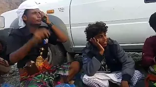 صوت شاب حضرمي قمة الروعة دندنها