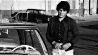 صابر وعمري ايامه تجري  وناسي روحي  دندنها