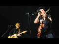 Download Lagu James Bay x Ed Sheeran - Let It Go (Cambridge Corn Exchange)