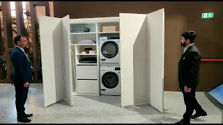 Exedra 2 Smart Push Open Handle less application Folding Pocket Door Salice Bortoluzzi