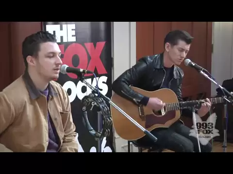 Download MP3 Arctic Monkeys - I Wanna Be Yours (Fox Uninvited Guest)