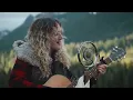 Singer-Songwriter: Madeline Hawthorne