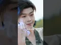 穿越饑荒年竟成人人唾罵的爛賭鬼，開局就有五個貌美小姨子等著養！誰知我突然覺醒震驚系統，開著越野車、雙持 AK 殺進土匪窩，直接把全寨金銀財寶搬空！
