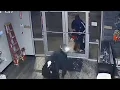Crooks Steal From Georgia Vape Shop in 50 Seconds