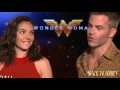Download Lagu GAL GADOT BITE HER LIPS WHILE LOOKING AT CHRIS PINE!