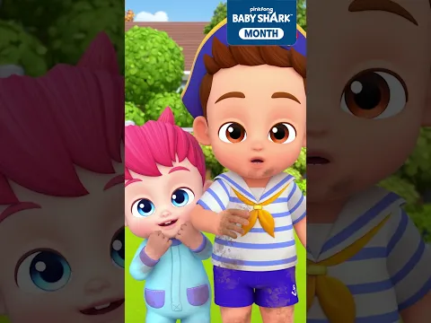 一起來幫鯊魚寶寶洗澡 🦈 🛁  Baby Shark 💛 貝貝彬 繁體中文 兒歌頻道  #bebefinn #shorts