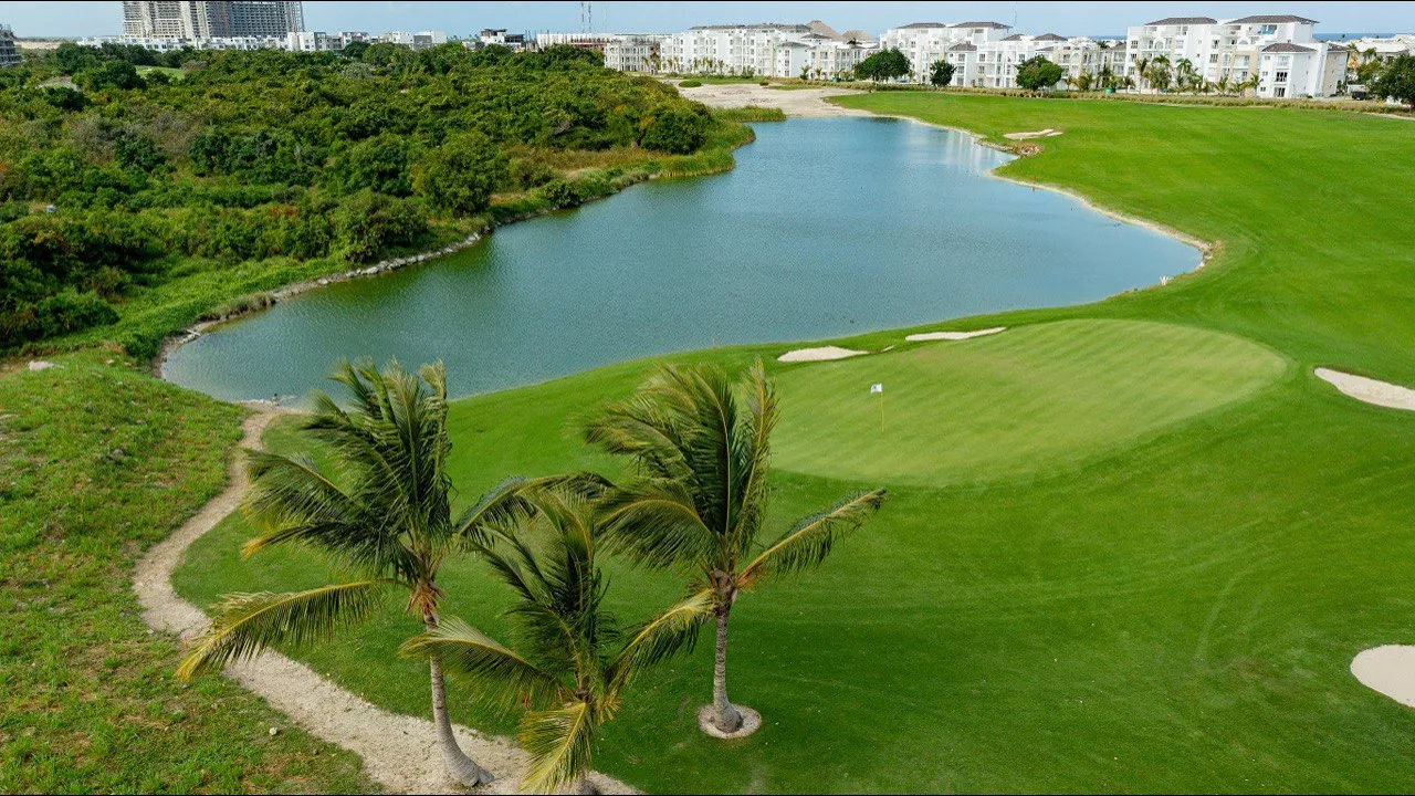 Poseidonia Residences en Cana Bay