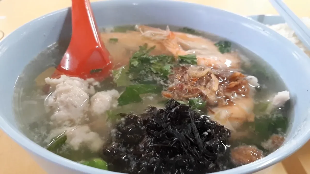 Chinatown Complex Food Centre. New Market Seafood Soup, 168 CMY Satay, Old Amoy Chendol