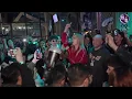 Sau Siu Man raided a nightclub and sang "Legend of the Star Show": "I've never been here, I was s...