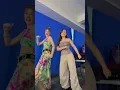 Download Lagu Carol Dallarosa e Larissa Manoela dançando passe livre Nilson neto trend #tiktokviral