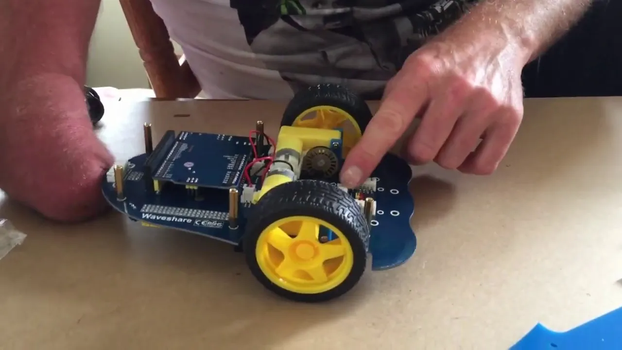Alphabot-first build to first program