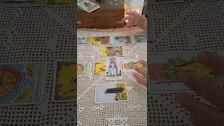 tarot predicciones de los 5 años del gobierno de Uruguay, Yamandu Orsi ,Frente Amplio
