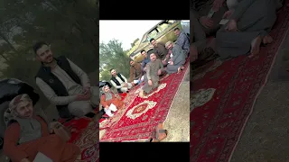 اللي يعرف قدري يا عين نشيله في عيوني الاتنين  دندنها