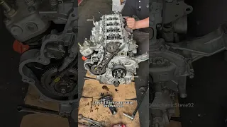 Mechanic Life | Engine Assembly Process .