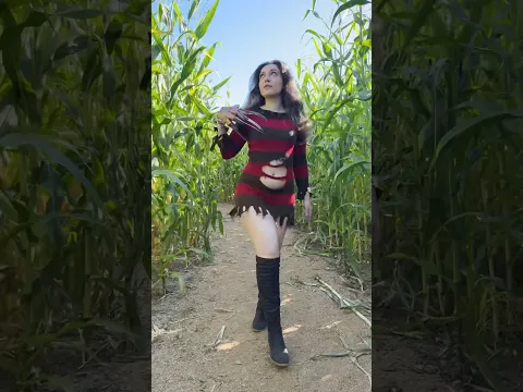 Freddy wants a hug!🤗🔪 #costume #halloween #shortsfeed #nightmareonelmst #freddykrueger #fyp #trend