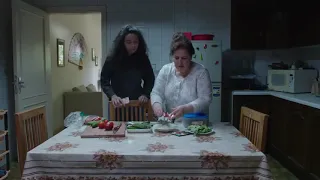 لمياء محتارة تعمل غداء ايه لخطيب دعاء وهبة تستفزها بأقتراحتها سابع جار 