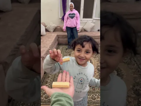 الطفل المحظوظ 😳🫣 #comedy #هتضحك #funny #كوميديات #shorts