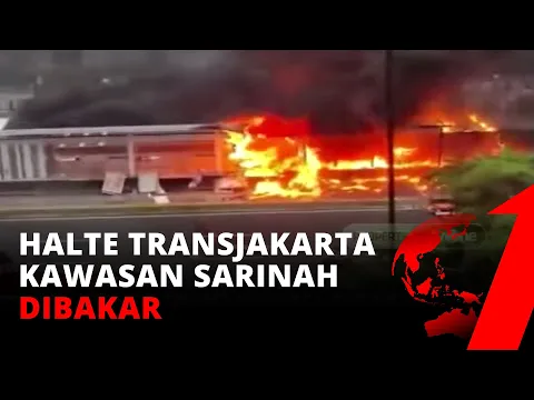 Memanas! Halte Transjakarta Bundaran HI Dibakar Demonstran | tvOne