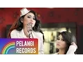 Download Lagu Duo Serigala - Sianida (Official Lyric Video)