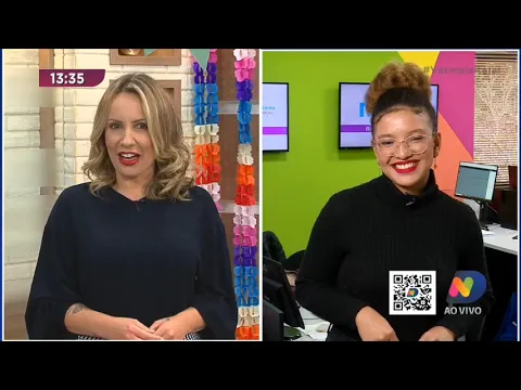 Irmão de atriz Dira Paes foi clicado dando aula com bebê de aluna nos braços