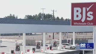 BJ s gas opens as first business at Springfield Crossing